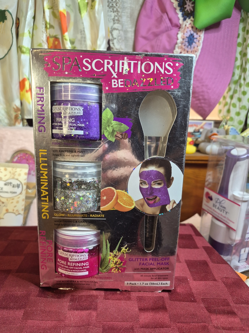 NIB SpaScriptions BeDazzled Glitter Peel-Off Mask Set - 4 Piece Kit